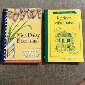 Lot Of 2 Miss DAISY's King VTG Cookbook Southern Cooking Recipes Entertains